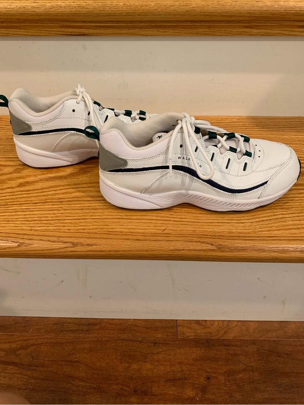 Easy Spirit Romy White Walking Shoe